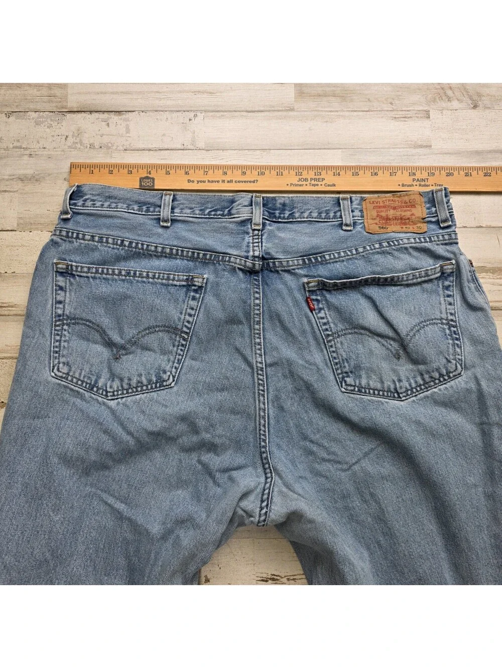 VTG Levi's 560 Jeans 42x30 Loose Fit Tapered Distressed Fits 40